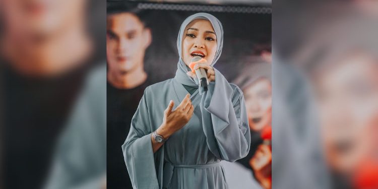 “Versatiliti Bukan Masalah” – Nabila Razali Cuma Nyanyi Karya Berkualiti