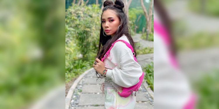 “Kesian… Padan Muka!” – Anxiety, Shiha Zikir Hempuk Pemuda Malang Dengan Bangku Besi