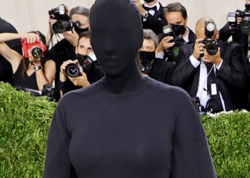 Gaya Unik Kim Kardashian Di Met Gala 2021 Curi Tumpuan Pemerhati Fesyen