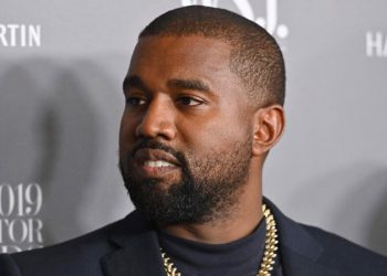 “Ye Maksudnya Kamu” – Kanye West Tukar Nama, Kini Dikenali Sebagai Ye