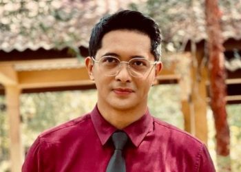 “Haji Zeel Pengkritik Tegar Saya” – Kayu Atau Tak, Aidit Noh Berserah