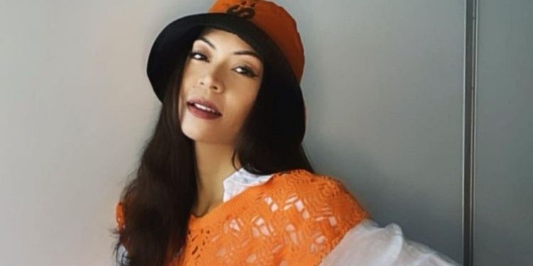 “Masa Untuk Harumkan Nama Negara” – Sophia DeFam Beraksi Di Acara Berprestij ASEAN