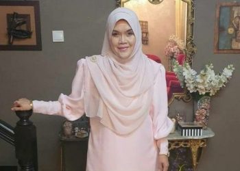 Aishah Bergelar Datuk, Sempena Keputeraan Ke-74 Yang Dipertuan Besar Negeri Sembilan