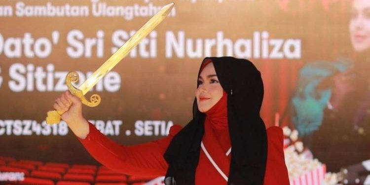 “Tak Daya Dah Nak Lawan” – Enggan Bersaing, Siti Nurhaliza Cuma Mahu Kekal Relevan