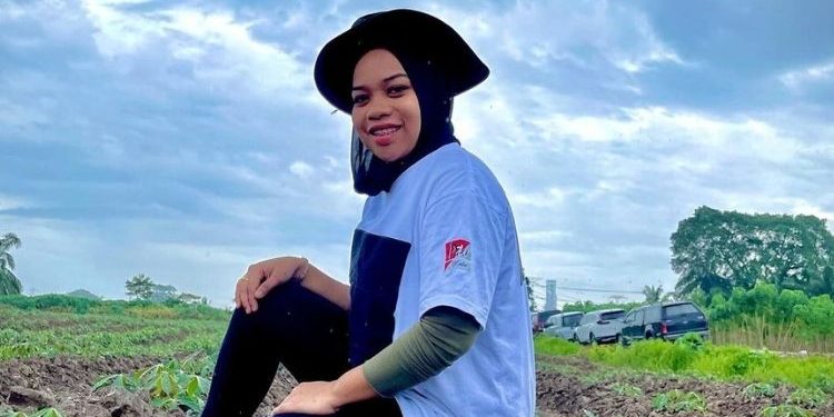 “Saya Ikut Nasihat” – Kerap Mimpi Ular, Ayu Damit ‘Pagar’ Rumah Elak Jadi Mangsa Sihir