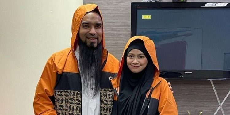 “Saya Teruna Dan Bujang Terlajak” – Suami Heliza Jawab Persoalan Dikatakan Berstatus Duda