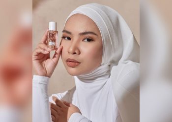 “Tak Pernah Terbayang!” – Wajah Aina Abdul Terpampang Di Billboard Gergasi