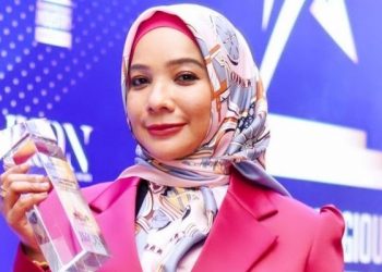 “Tak Mudah Berada Di Atas” – Pengorbanan Berbaloi, Ayu Puteh Diiktiraf Ikon Malaysia