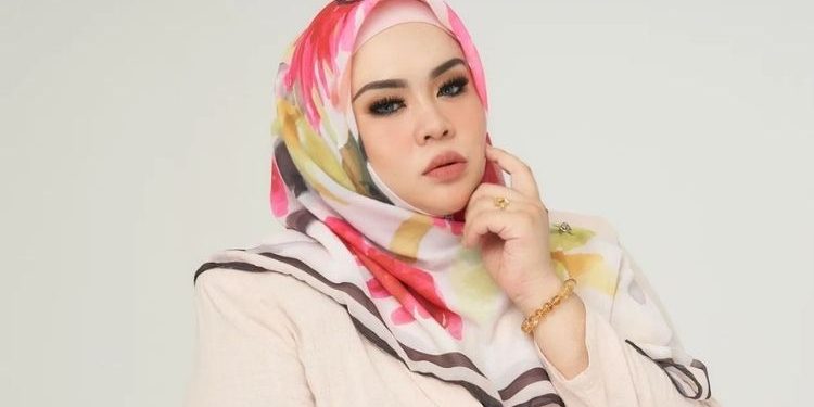 “Apa Salah Dia?” – Vicha Barbie Sedih Suami Dituduh Scammer Gara-Gara Berkulit Hitam