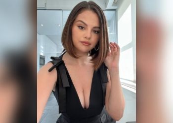 “Ia Buat Saya Rasa Normal” – Selena Gomez Dedah Empat Tahun Tidak Guna Internet