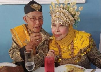 Perkahwinan Dibina Hanya Bertahan Tiga Bulan, Mak Wan Latah Diceraikan Dengan Talak Satu