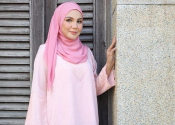 Beradu Suara Dengan Suami, Ramai Puji Vokal Lunak Datin Shahida, Saran Sertai GV-9