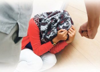 Vokalis Rock Terkenal Diberkas Polis Kerana Disyaki Serang Dan Pukul Bekas Isteri