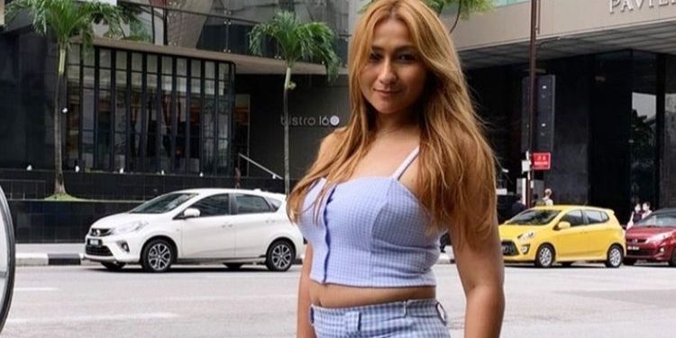 “Post Gambar Tapi Tutup Muka, Dah Kenapa?” – Kak KM Rimas Selebriti Sorok Wajah Bayi