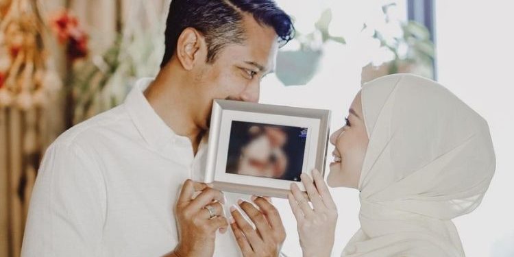 Dapat Bayi Lelaki, Mira Filzah Kongsi Tarikh Lahir Kalendar Hijrah Dengan Anak Sulung