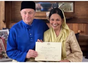 Bernikah Kali Kedua, Salamiah Hassan Akan Ikut Suami Menetap Di Tasmania, Australia