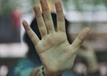 Pengurus Artis Lebih Kuah Daripada Sudu, Seorang Kekwat, Seorang Mulut Jahat