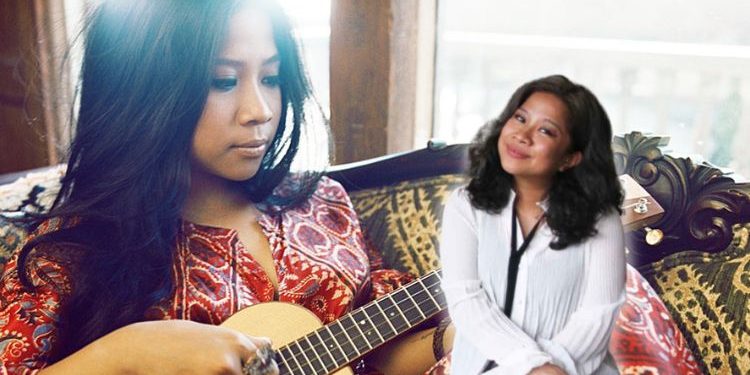 Hilang Pendengaran, Zee Avi Terima Hakikat Telinganya Pekak – “Mujur Ada Alat Canggih”