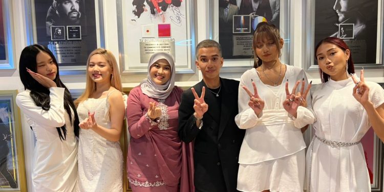 [VIDEO] “Kami Terlepas Pandang” – Isu Berpakaian Seksi, Dolla Akan Lebih Berhati-hati