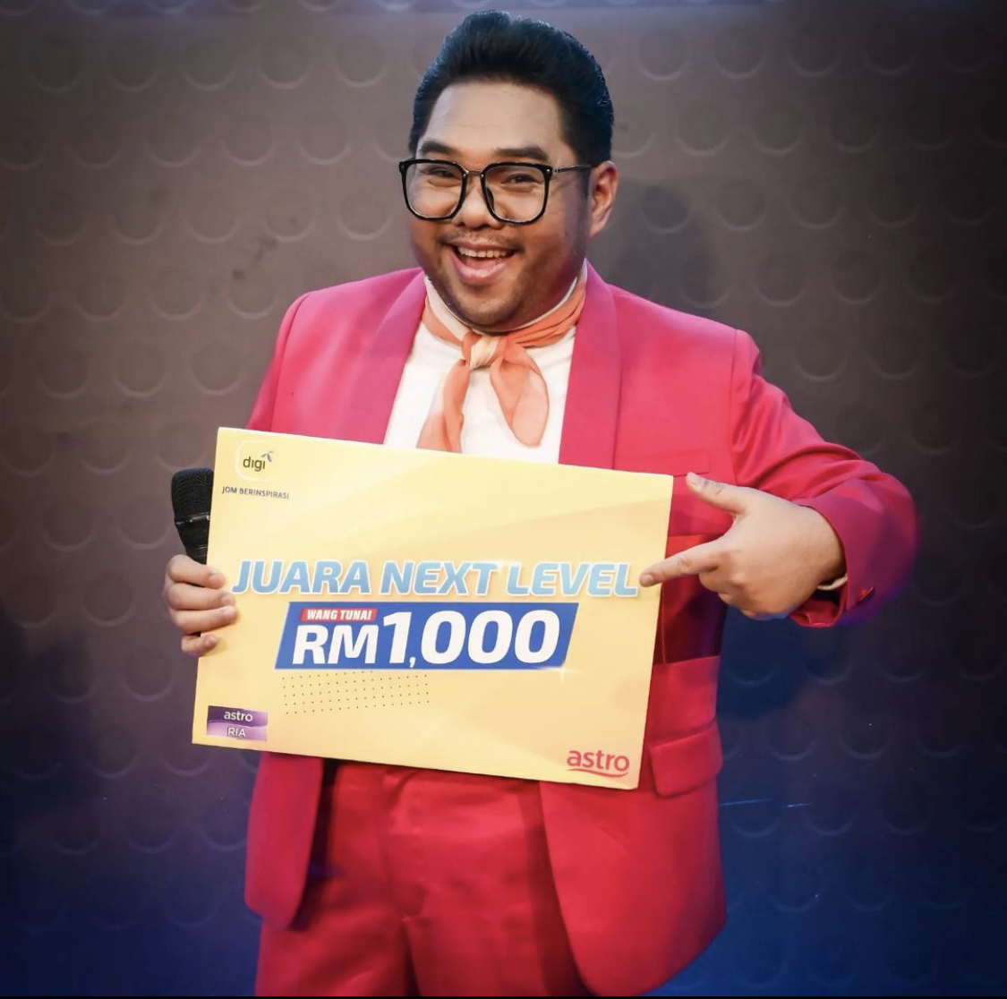 Bob memenangi anugerah Juara Next Level pada minggu ke-7.