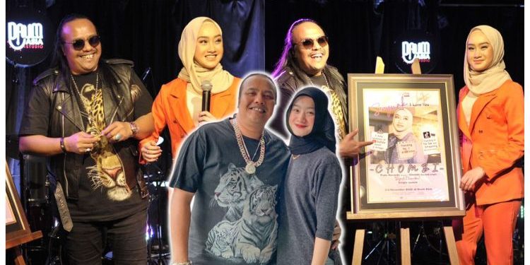 Diminati Artis Lelaki, Harry Khalifah Larang Chombi Bercinta – “Dia Masih Bawah Umur”