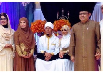 “Keluarga Restui Perkahwinan Syamsul Dan Sarah” – Patimah Enggan Bermenantukan Ira Kazar?