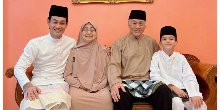Aidilfitri Penuh Makna, Farid Kamil Dapat Balik Beraya Dengan Muhammad Di Kampung Halaman, Kedah
