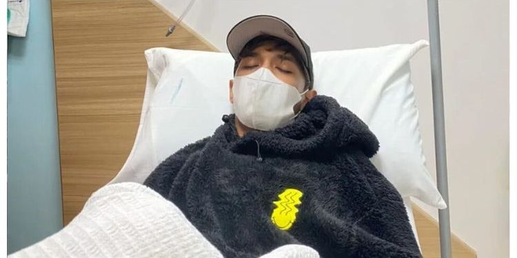 Demam Denggi Ketika Menjalani Penggambaran, Aiman Tino Terima Rawatan