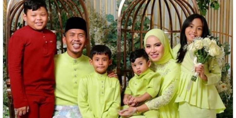 [V] “Baju Uwais Sendat, Sebab Tu Lain” – Shuib Jawab Persoalan Pakaian Anak Sulung Tidak Sedondon