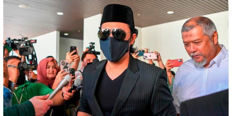 Syamsul Yusof Tarik Balik Saman Terhadap JAWI, MAIWP – Peguam