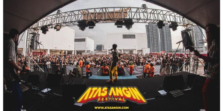 Atas Angin, Kerja Gila Penganjur Menjadi!