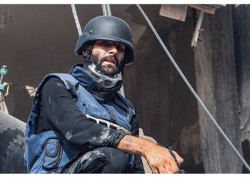 Wartawan Foto Palestin, Motaz Azaiza Dinobatkan Sebagai Man Of The Year Majalah GQ