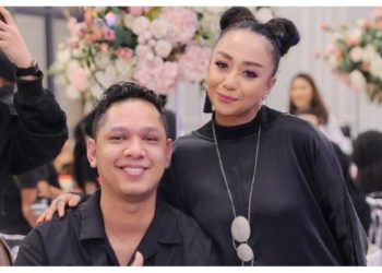 PJJ Tak Susah, Amylea Dan Suami Buat Panggilan Video Setiap Jam
