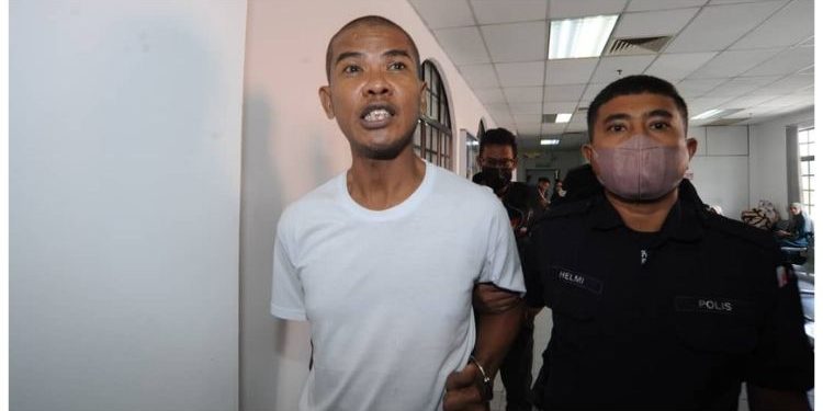 Mamat Exist Didakwa Miliki, Guna Dadah